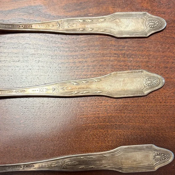 Heirloom Silverplate Serving pieces - Picture 6 of 8